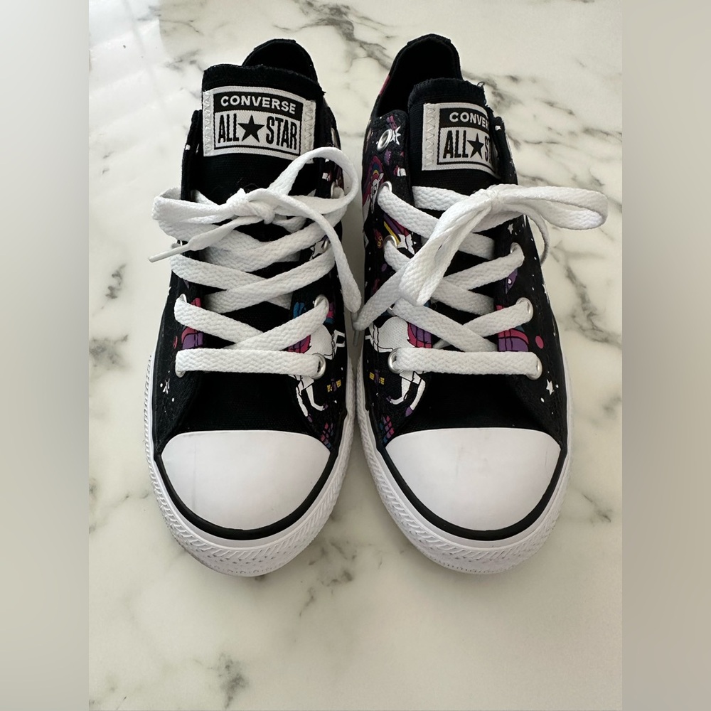 New) Converse unicorn kids size 2
